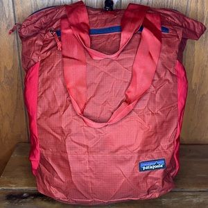 Patagonia Ultralight Black Hole® Tote Pack 27L Red